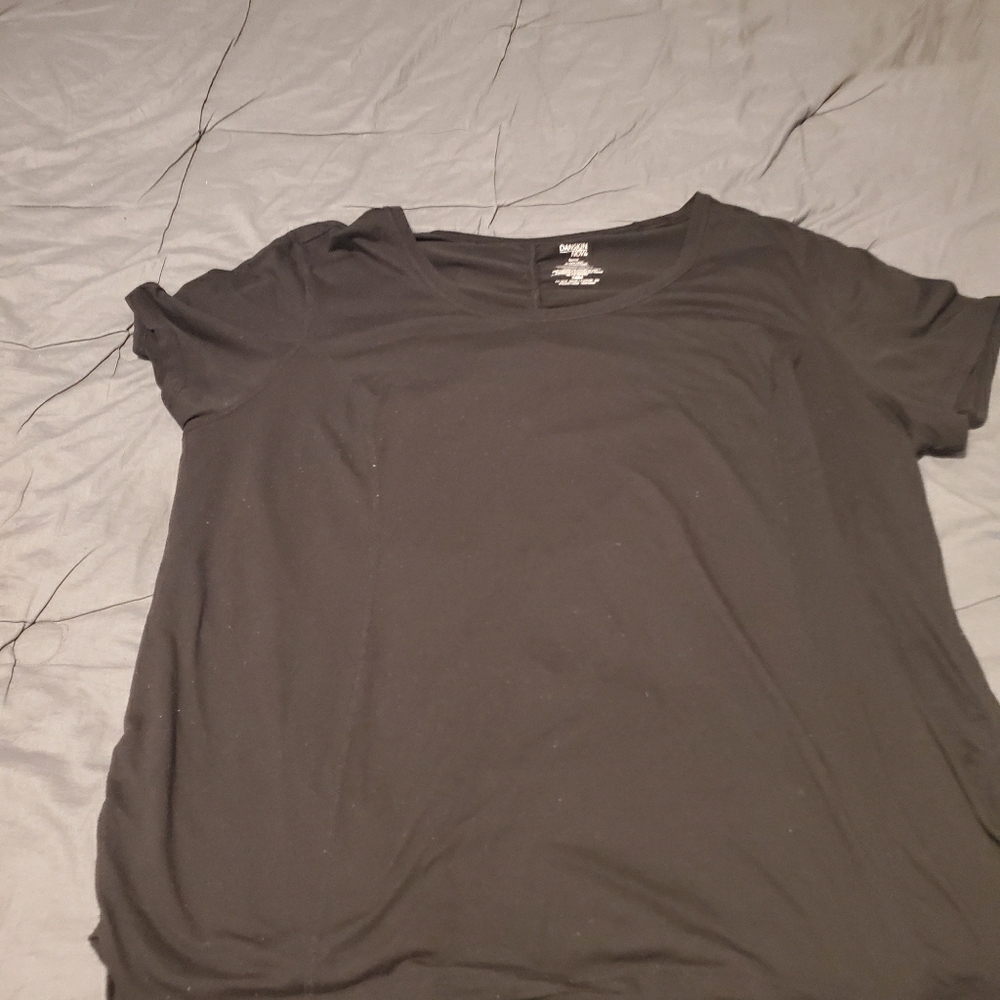 Black Tee